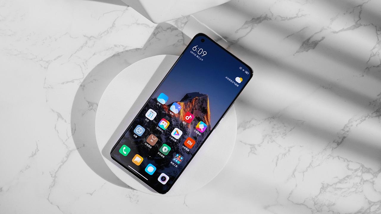 预算46k2021年新款手机中华为小米vivooppo哪个更值得换