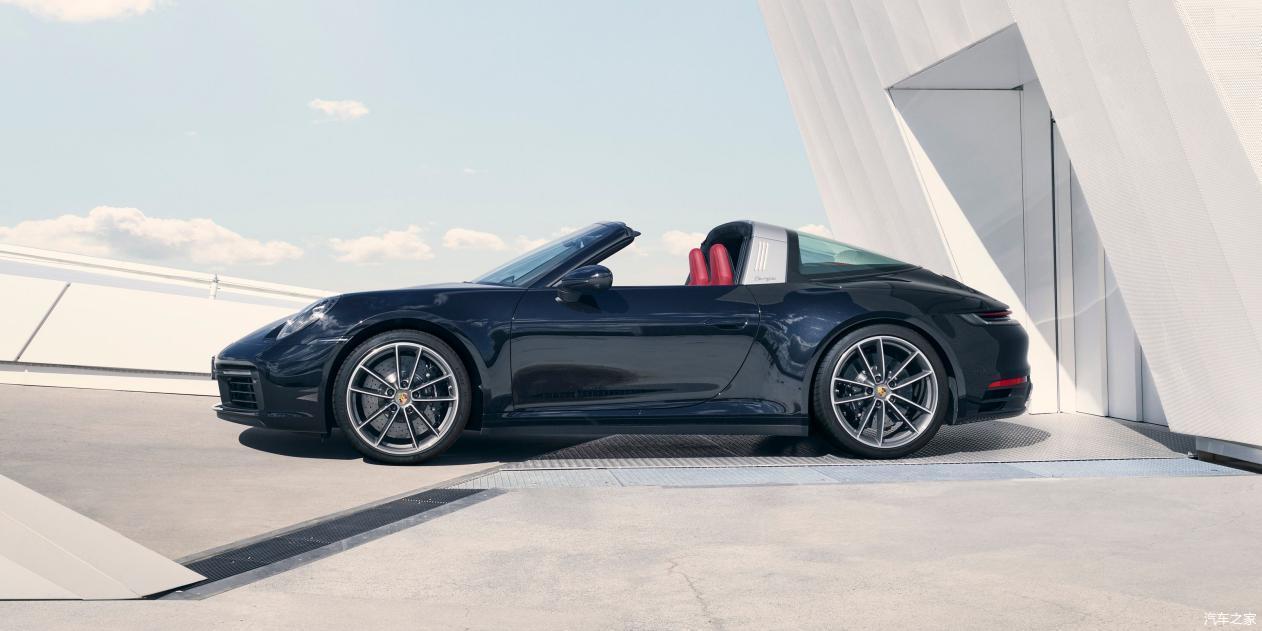 911保时捷2021敞篷 v2-0f6744714b5ceb6630c8939be739cfc8_r.jpg