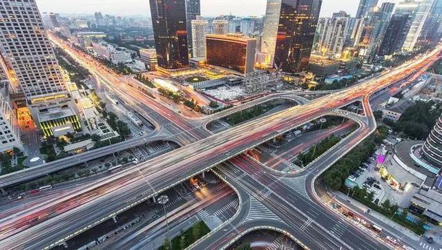 美国决定一颗芯片也不给中兴,中国高端制造业