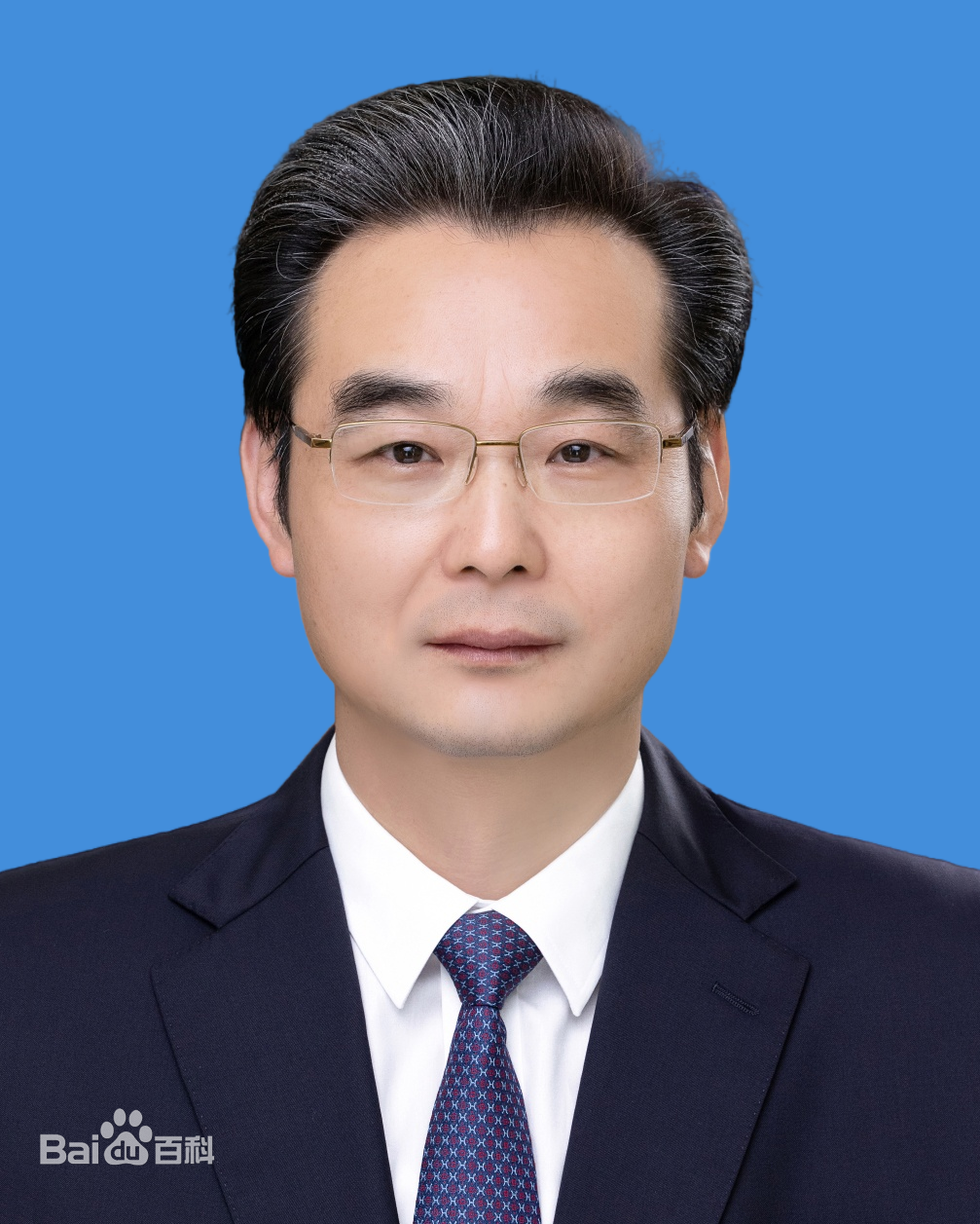 早年,他曾任常州市天宁区区长,区委书记,常州市副市长,武进区委书记等