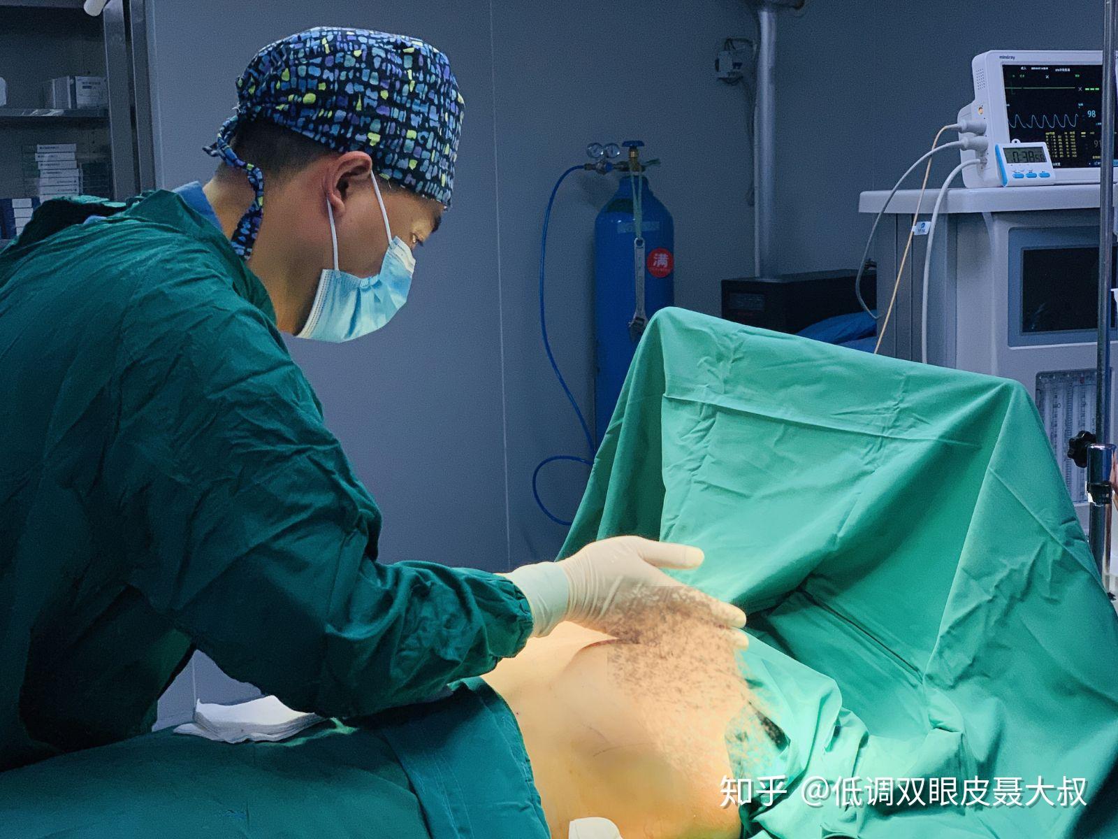 乳房下垂提升手术照片图片
