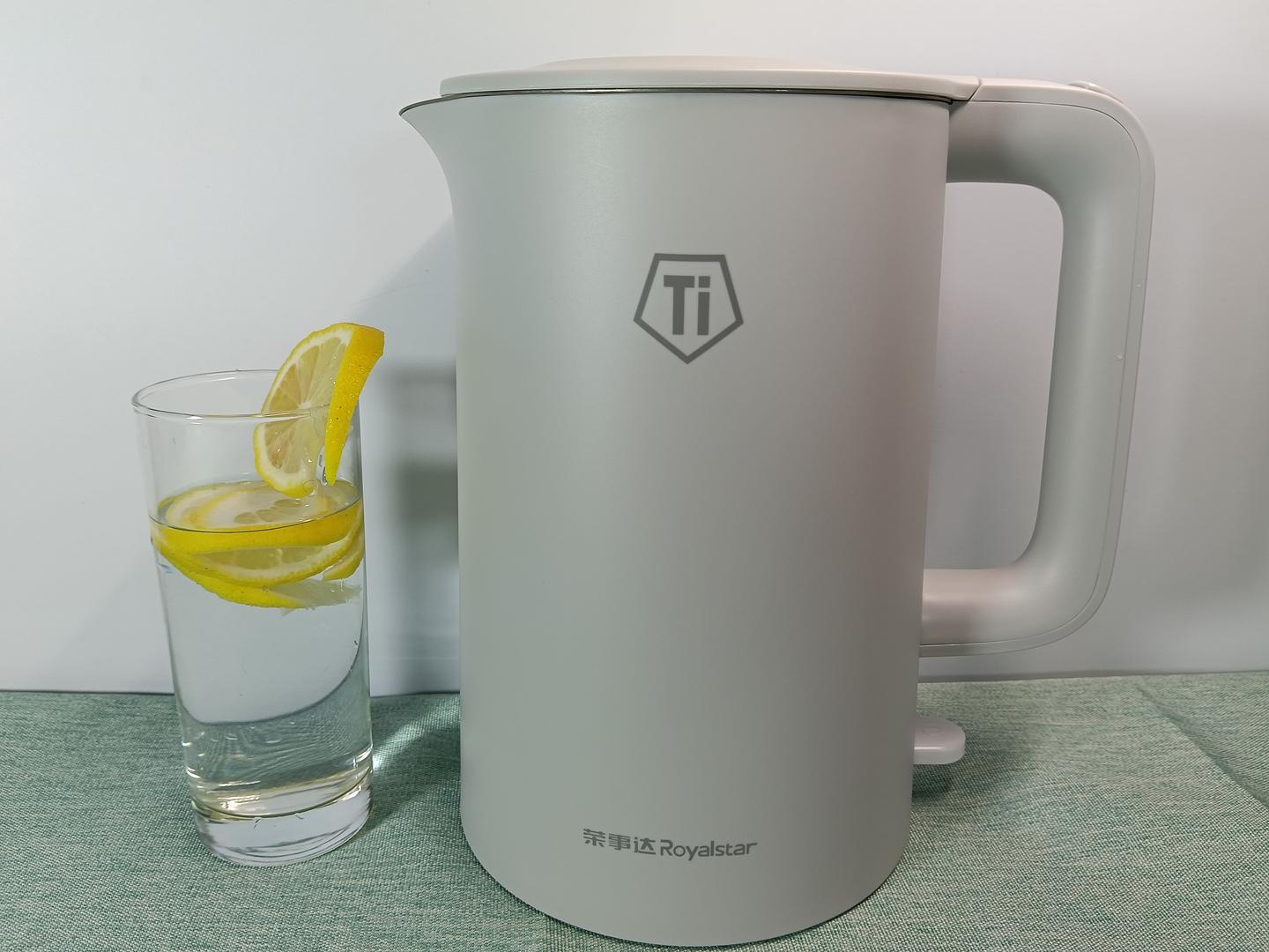 水垢、异味全部消除!给家庭用水带来全新感受,荣事达纯钛烧水壶使用体验