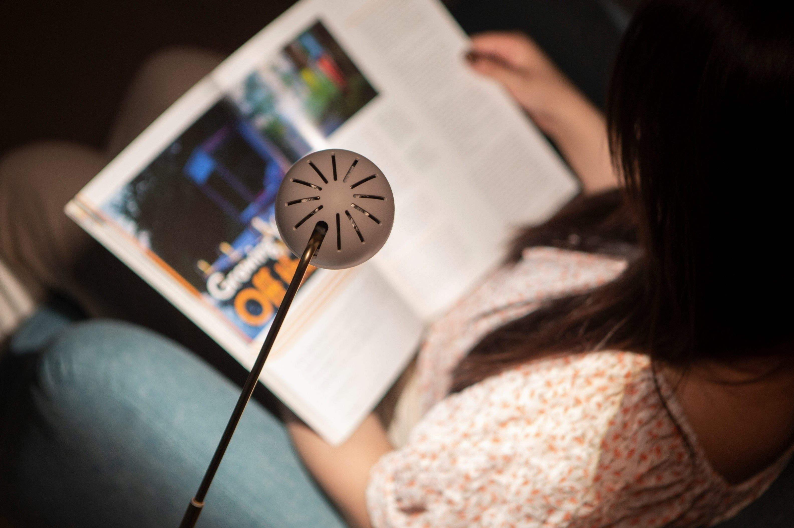 晚上看书阅读,如何选择台灯?