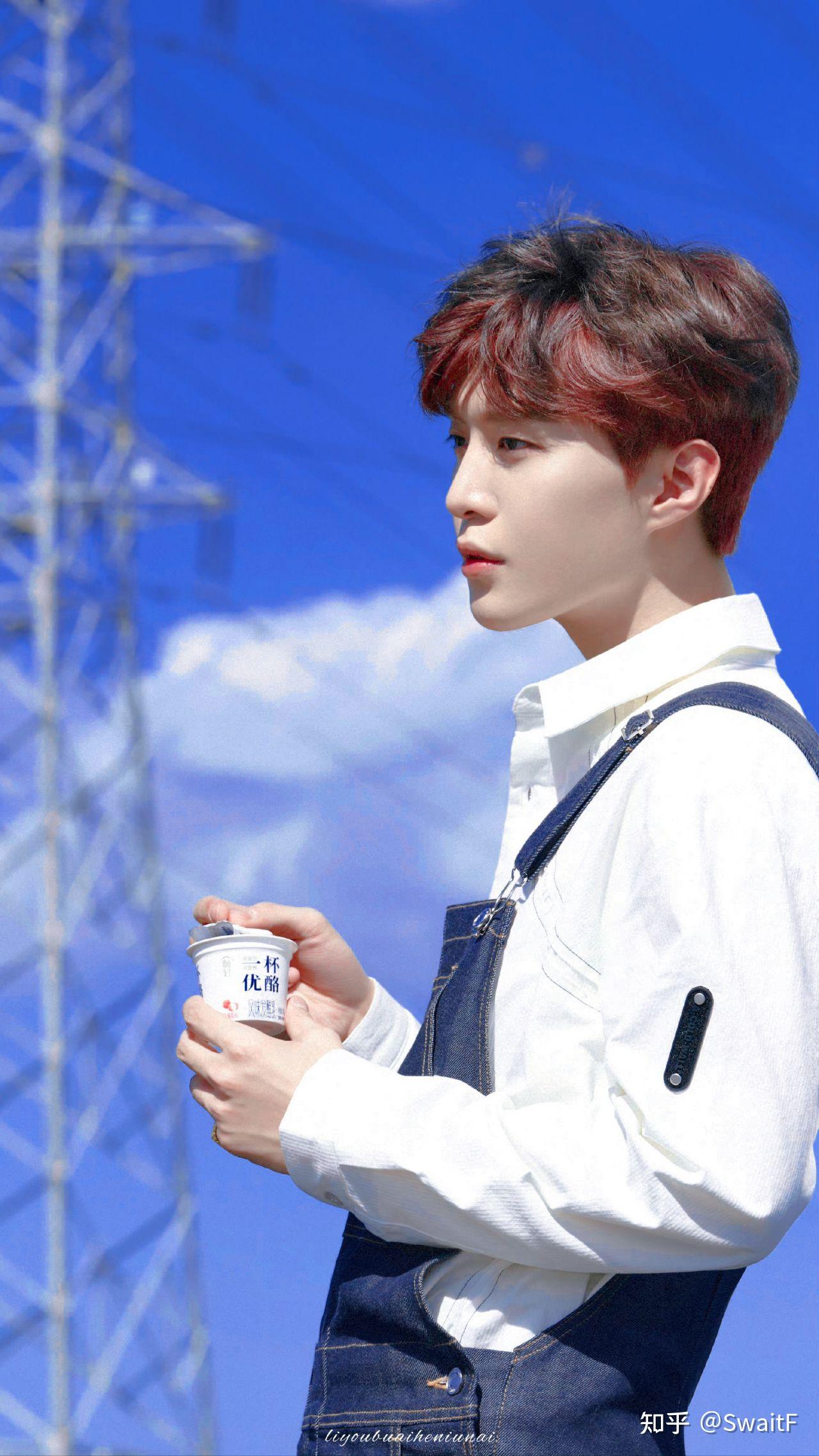 范丞丞有没有惊为天人的帅气壁纸和出圈神图