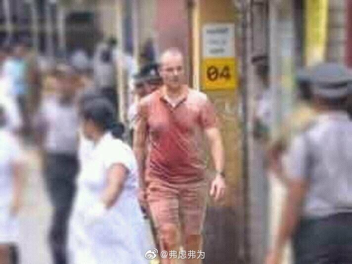 斯里兰卡爆炸已致超过 290 人死亡,2 名中国人