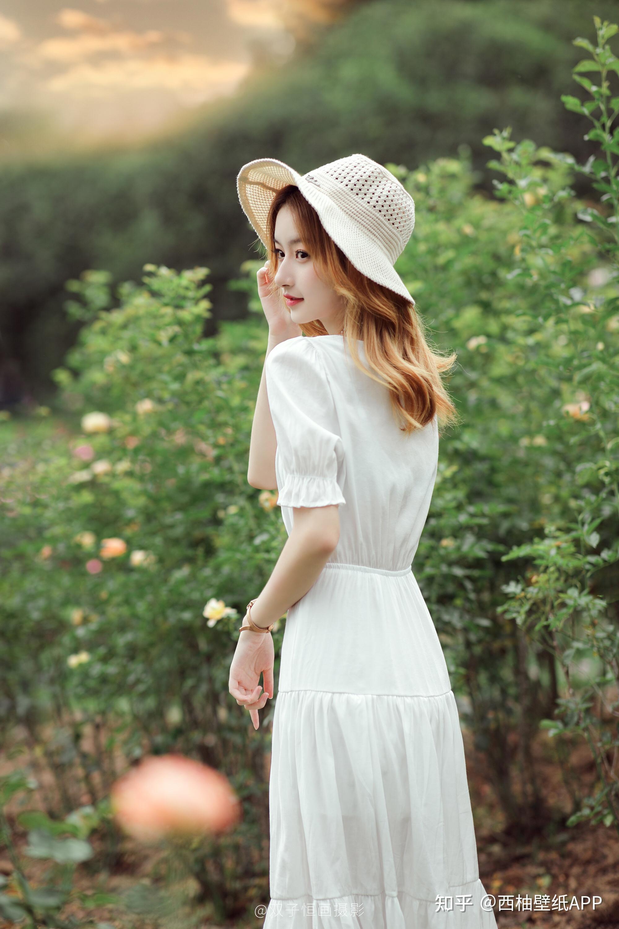 分享一眼就沦陷的很清纯又欲的美女壁纸 - 知乎