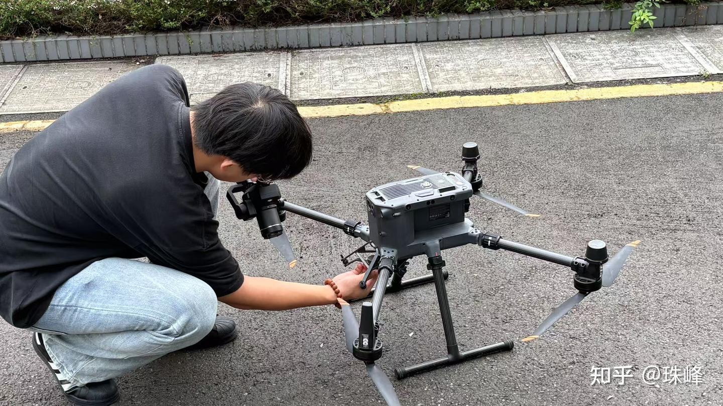 从“会飞”到“精用”：无人机飞手的职业进阶必修课 - 知乎