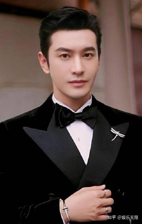 黄晓明航班取消网友热心献计暖心互动引热议