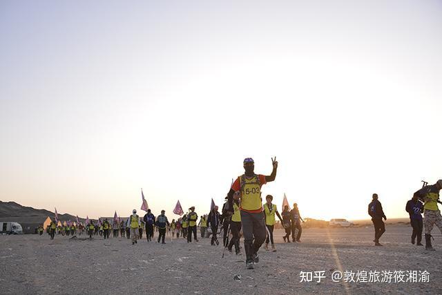 敦煌徒步报名费用及戈壁徒步路线选择 知乎 3071