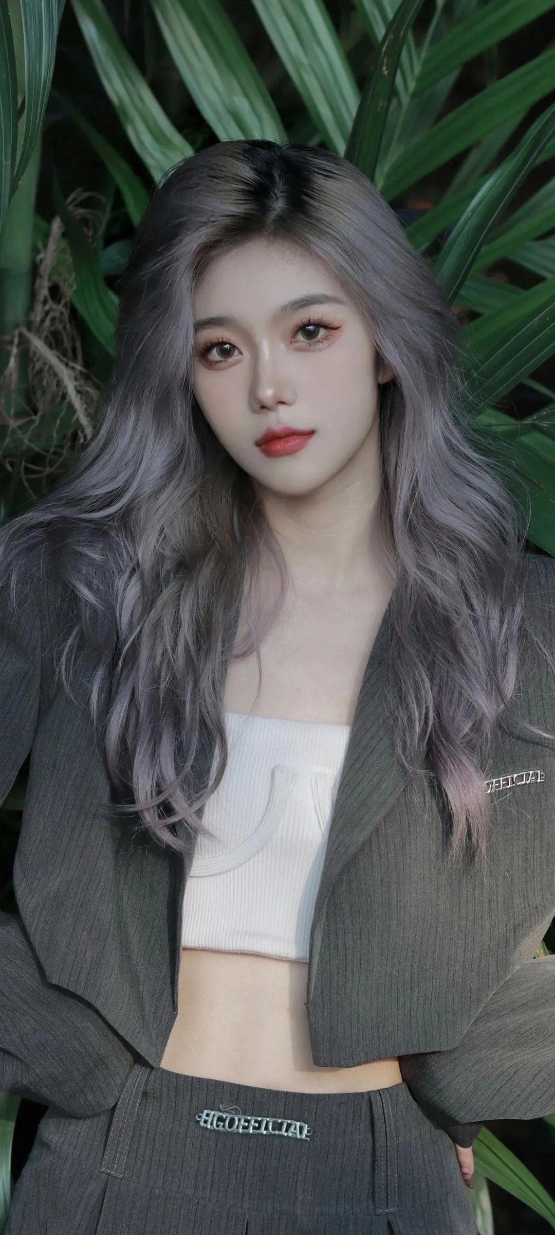 有没有那种禁欲系的污污的壁纸呀