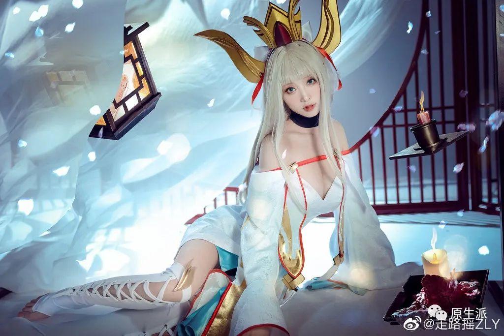 cos摇姐的新作品真的是又凶又白又长