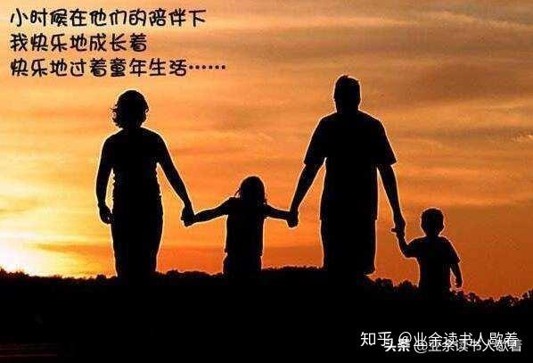 经常梦到给已故的父亲迁坟，潜意识中的情感与记忆交织