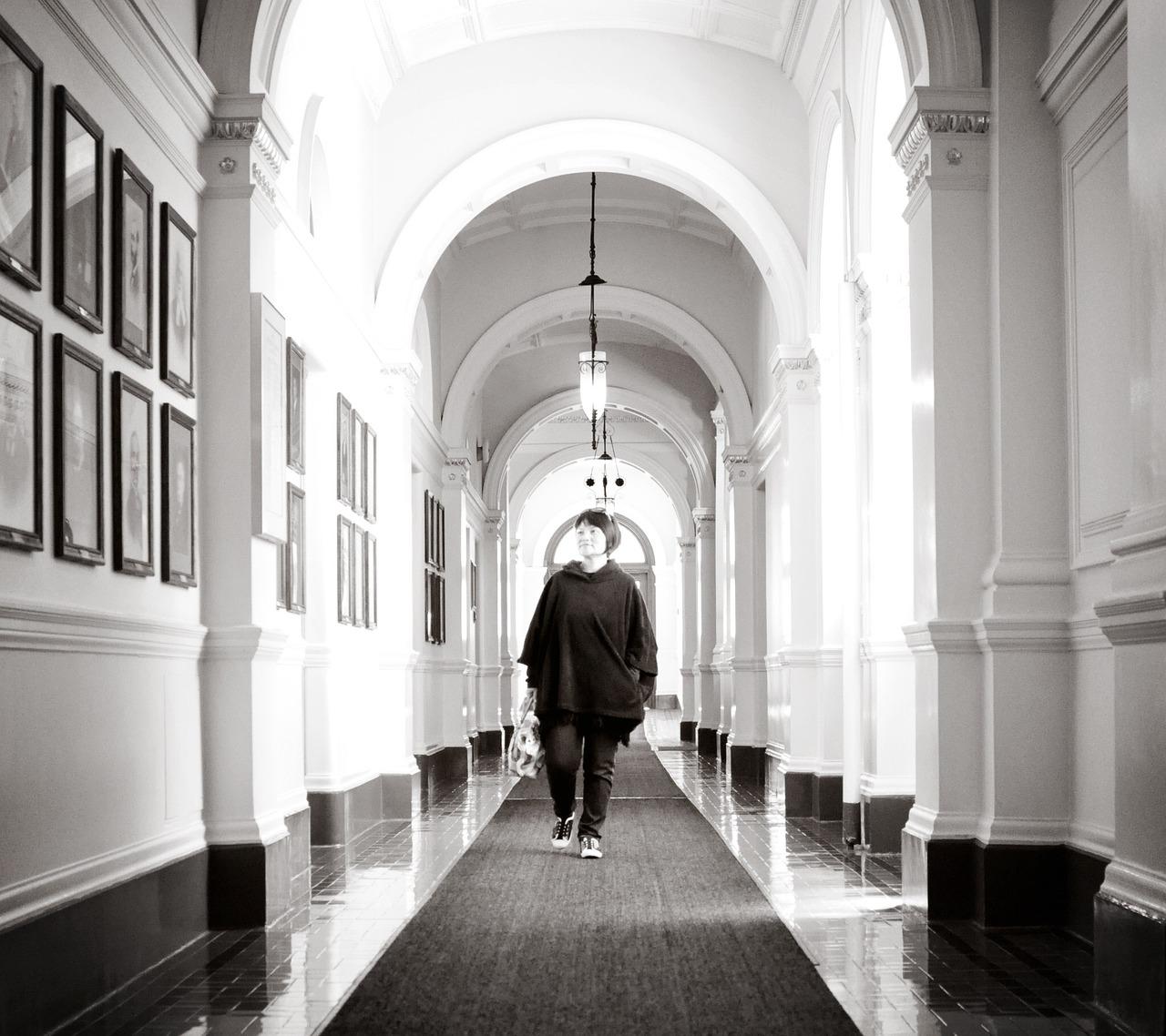 走廊适合挂什么画