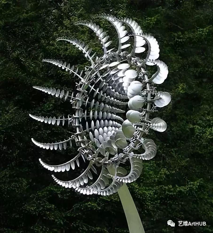 67anthonyhowe飘在现实中的雕塑艺术