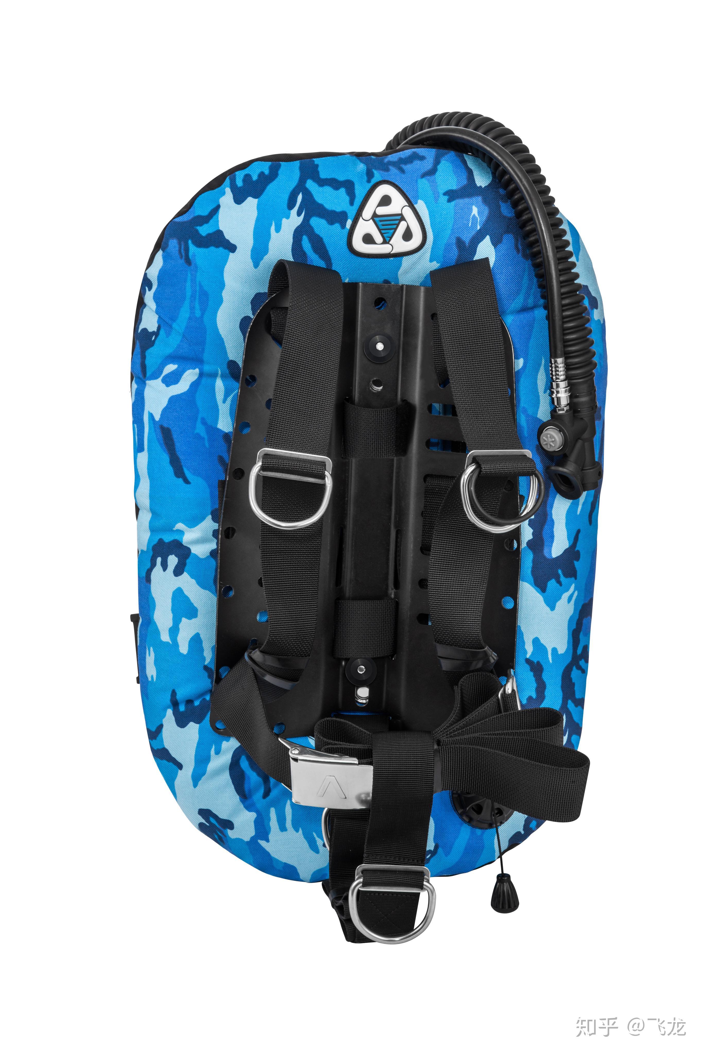 请问这3款背飞哪个比较值得入手?