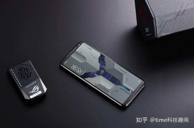 手机是如何实现散热的 v2-1102f413b707a8f752f823babd616a74_r.jpg