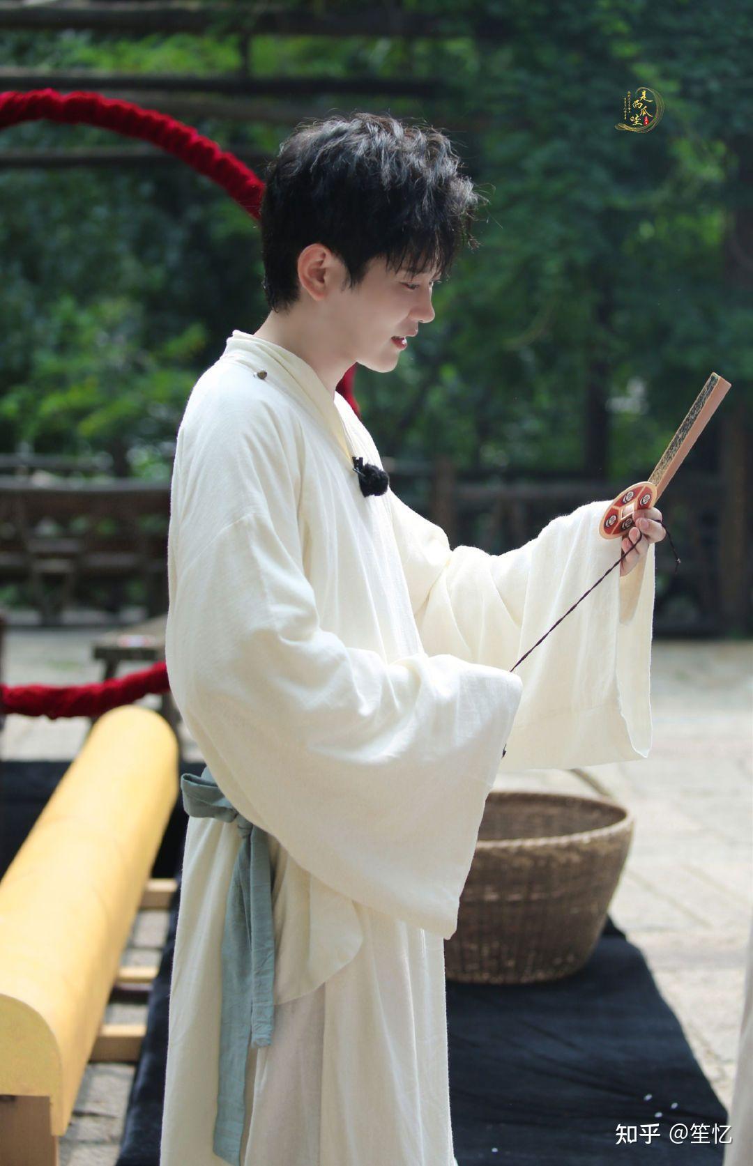 孟鹤堂的哪张照片让你看第一眼就觉得很惊艳