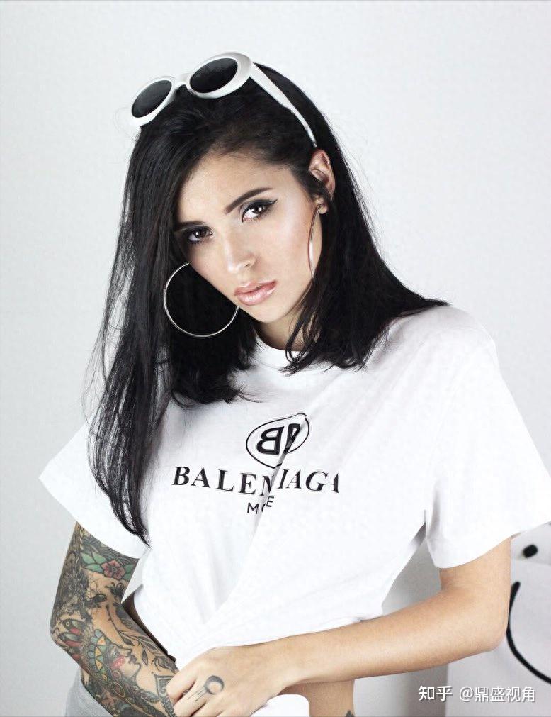 Sara Calixto，用另类个性打造，变成INS上最受欢迎和富有的女孩 - 知乎