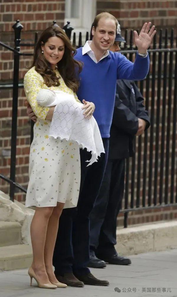 欧美女明星当妈后自曝邋遢臃肿照被网友称赞这才真实呢