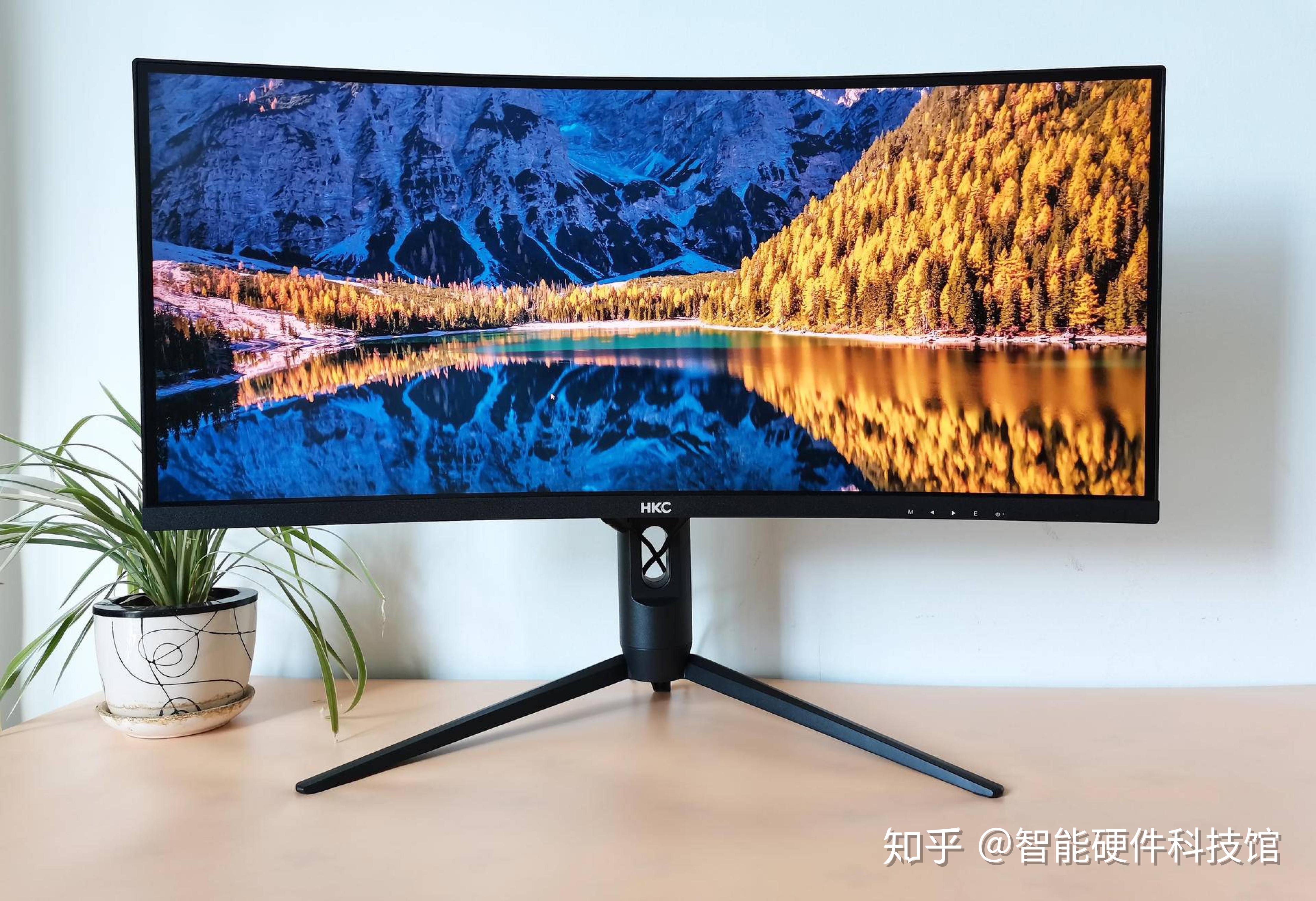 满足大片观影画质的显示器哪一款好hkcc299q成宝藏显示器