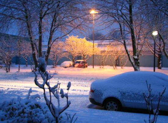 冬天裡下雪天走心文案朋友圈下雪的走心句子