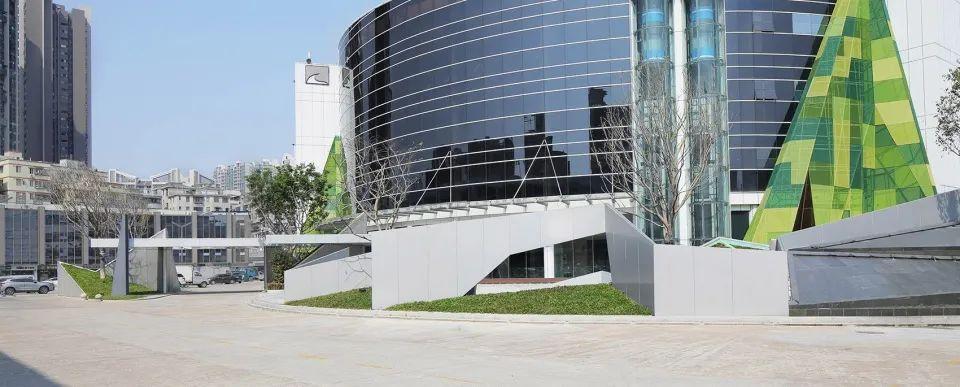 城市中的山体广州天健广场系列