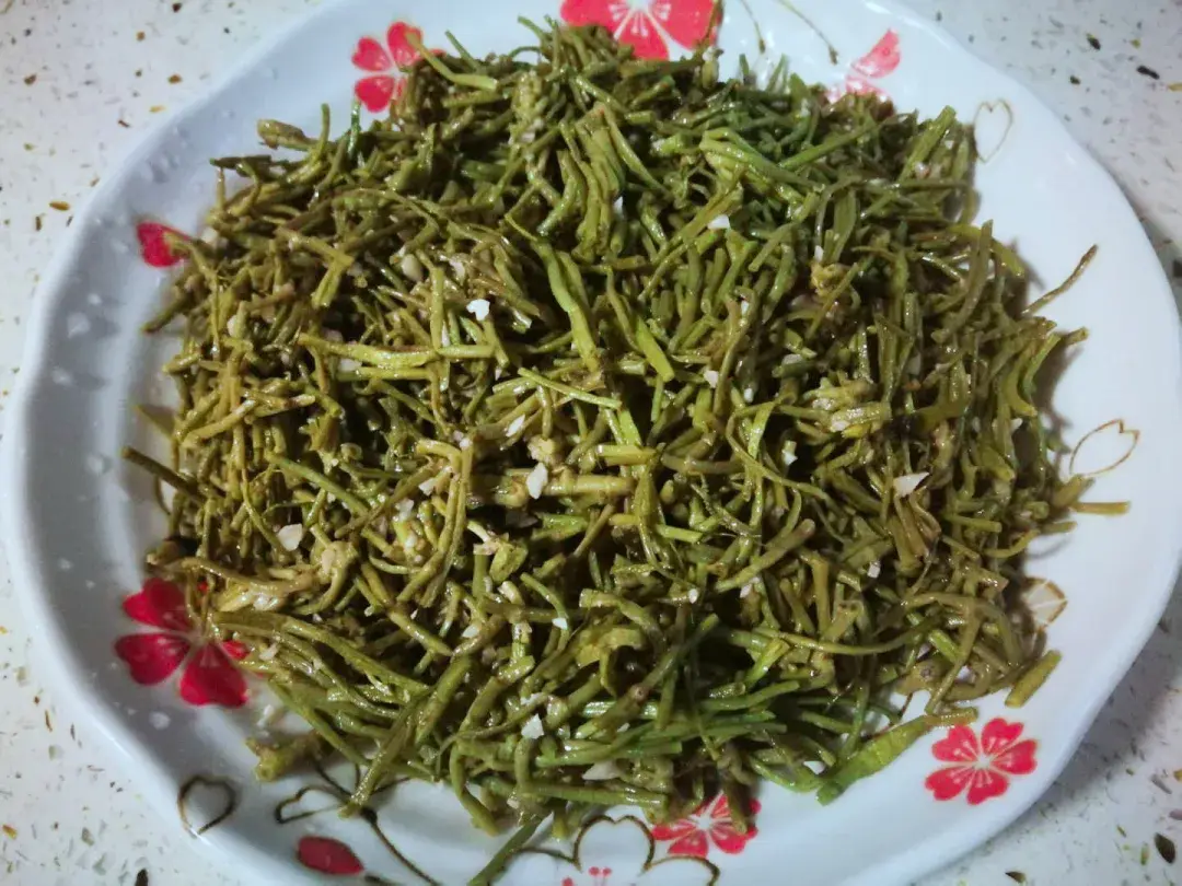 中国人食用菱角的历史相当悠久,《周礼》有云:"加笾之实,菱芡栗脯".