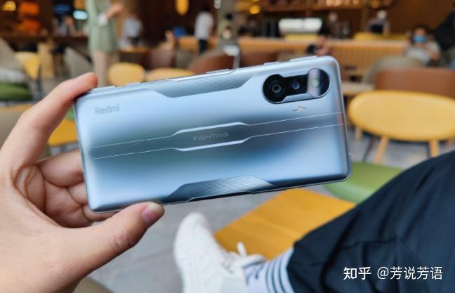 手持红米k30pro有必要入手红米k40游戏增强版吗