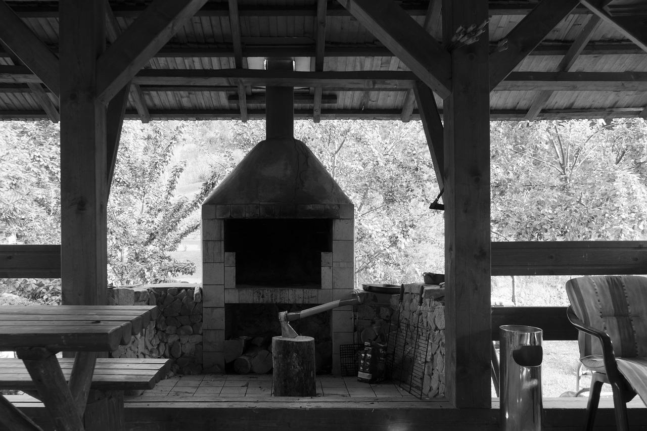 实木家具什么季节做