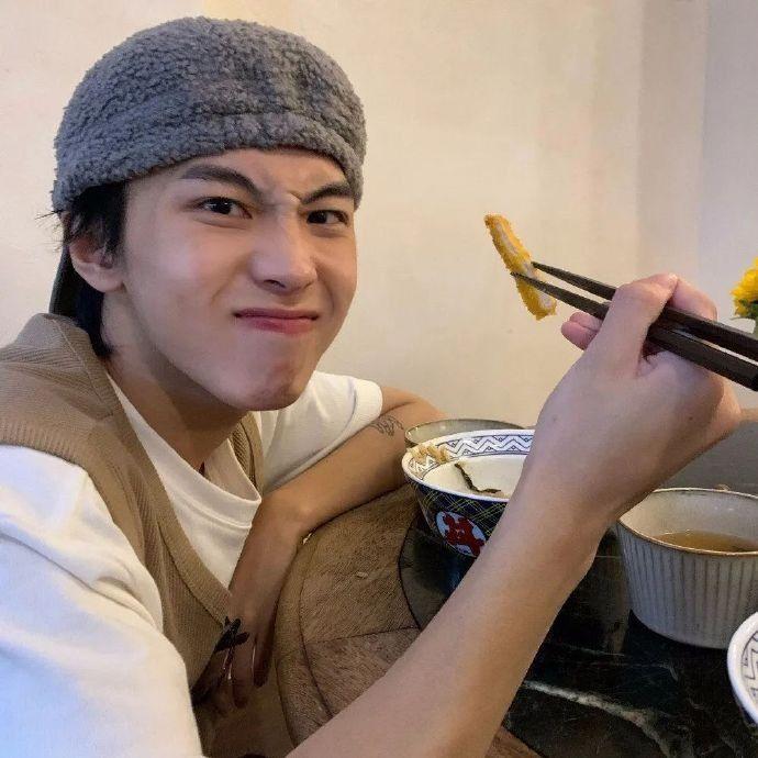 有哪些感觉超级nice的男孩子用的头像