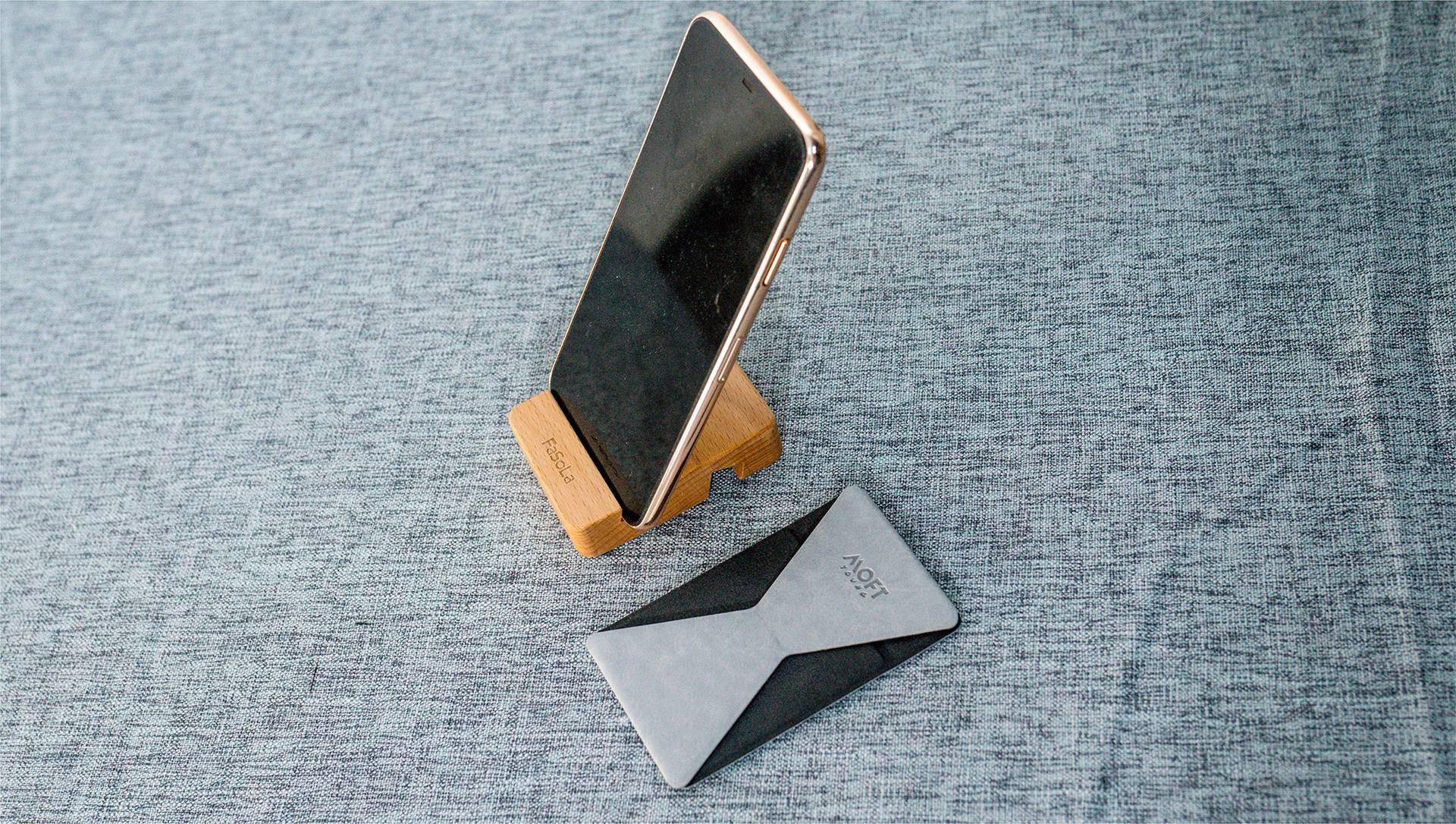 薄至5毫米的手机支架超薄秒开横竖都能用