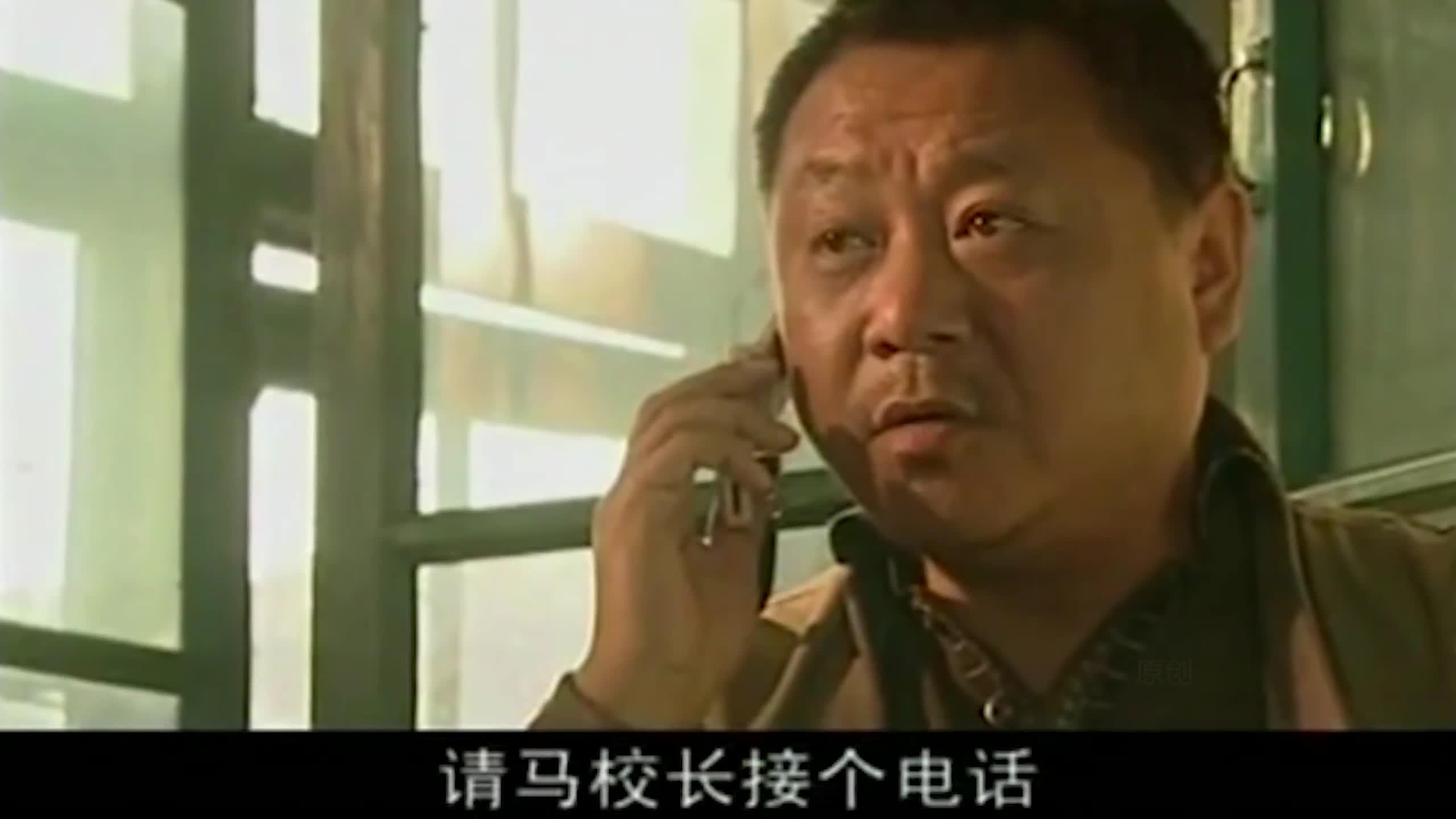 范德彪戴假发合集彪哥穿西装戴假发装文化人整的都不像人