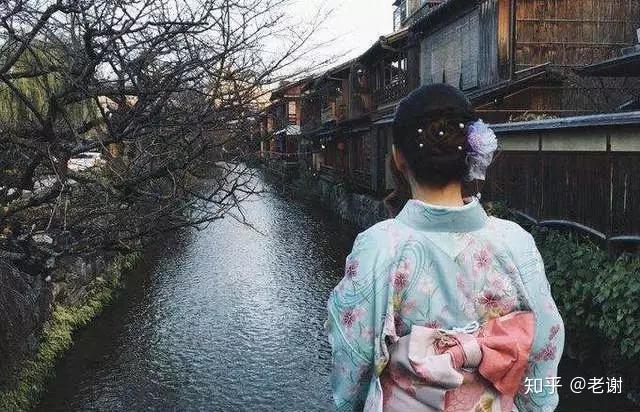 不同配置与服务等级下的四核服务器租用费用分析 (不同配置与服务器区别)-虎跃云资讯网