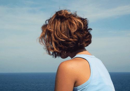 如何给女生恋爱感 v2-11f3e68e3c5d5f6a3d60fd78a48adc60_r.jpg