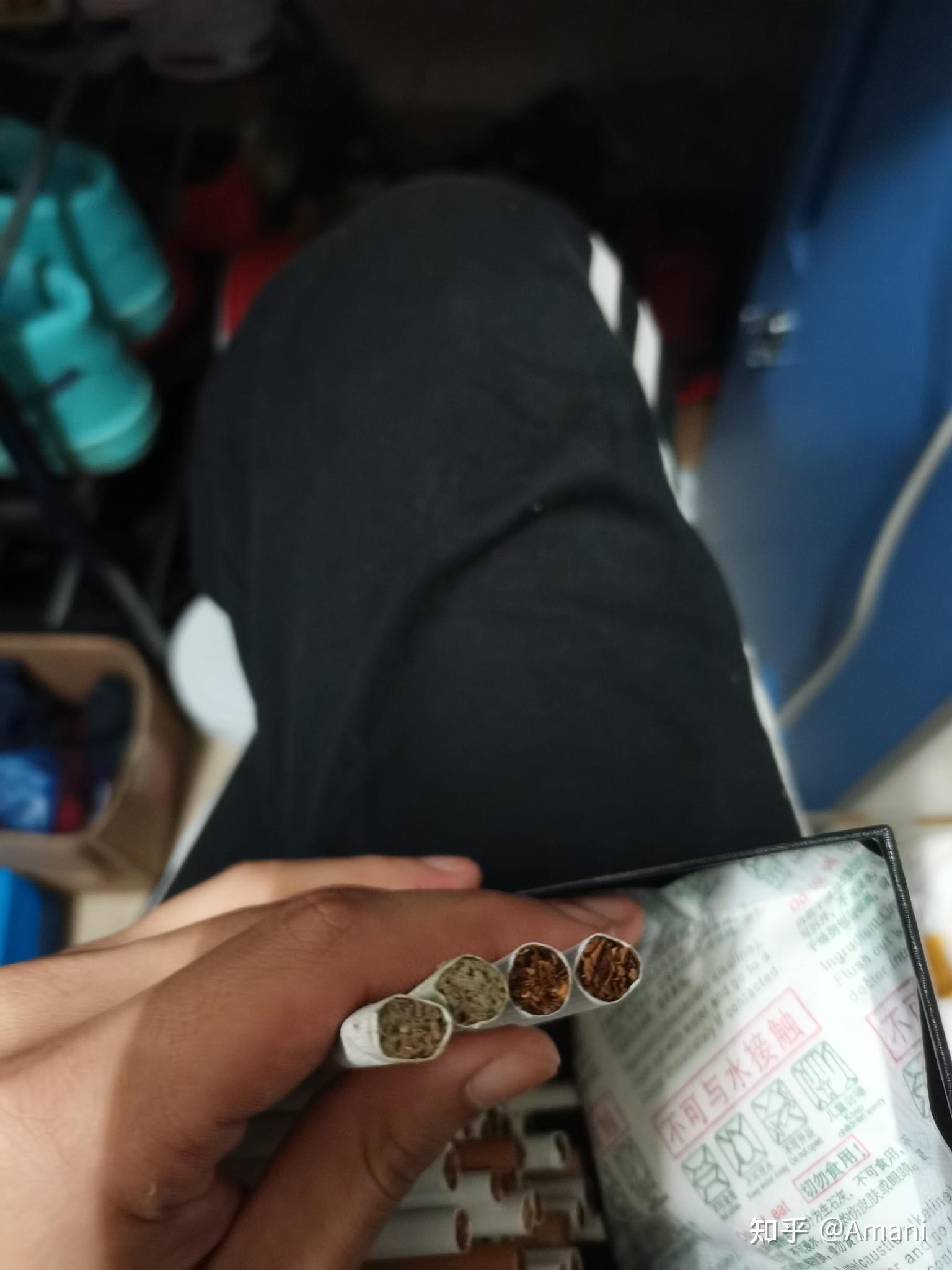 烟发霉是什么样的