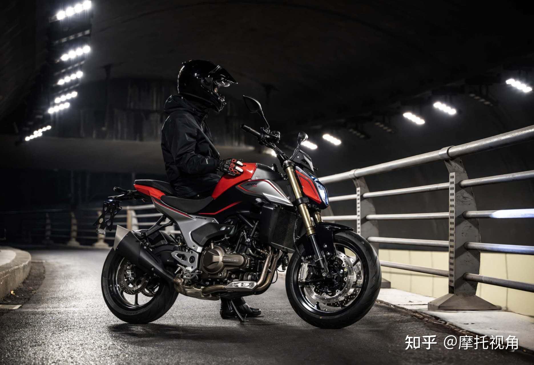 c滑动离合,17英寸倍耐力天使胎,全车led灯,德尔福电喷等等,gk500的