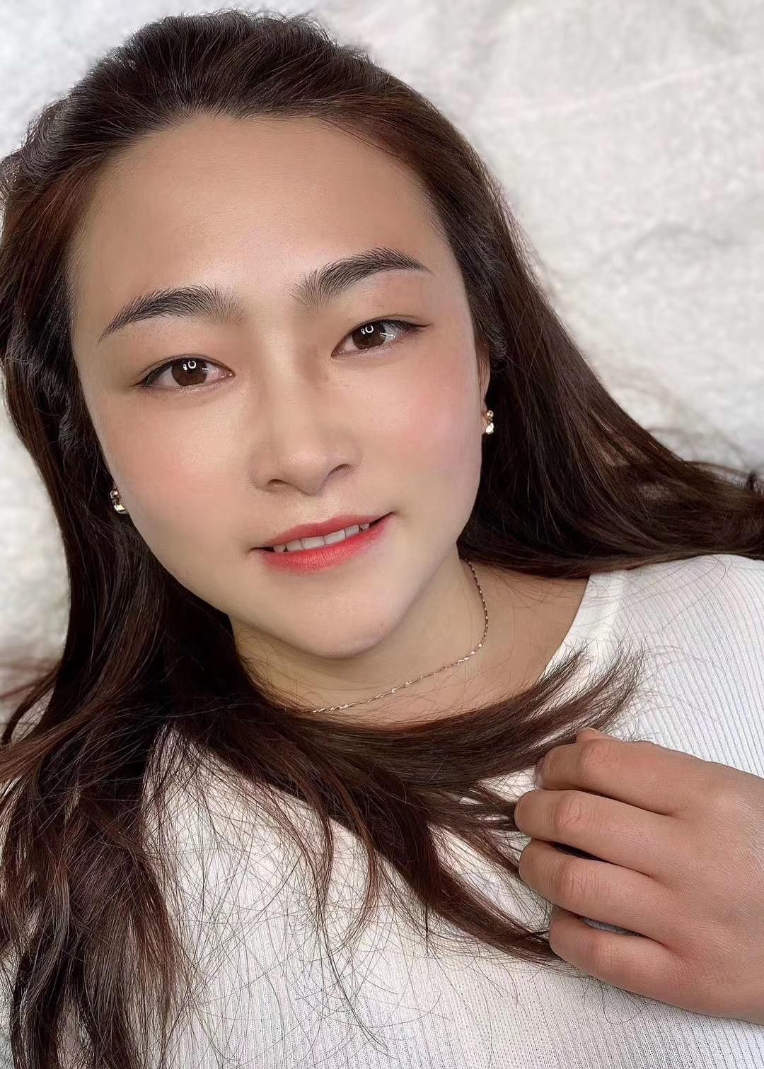 一个眉毛长得浓的女子适合纹眉么? - 知乎