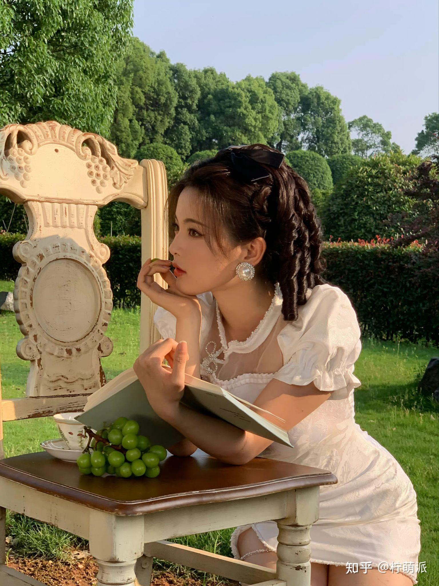 如何看待杨超越右臂上似有纹身? - 知乎