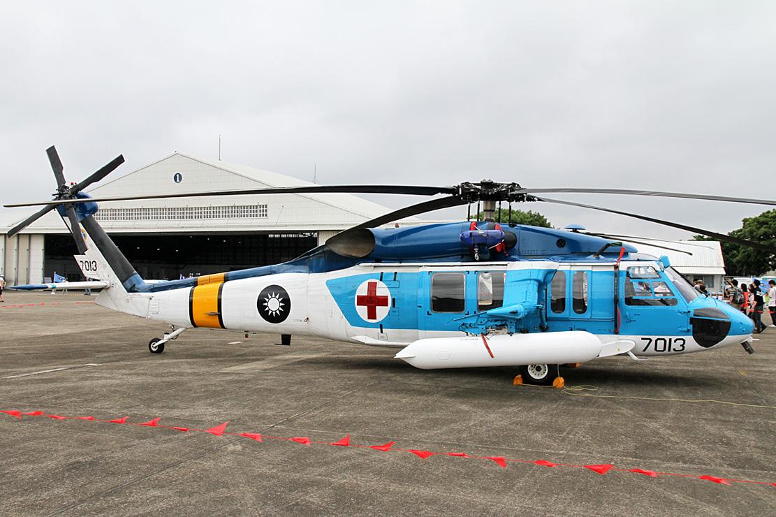 美国海岸警卫队vh-60n"陆战队一号"中队的vip要员机vh-60n白鹰(见下图