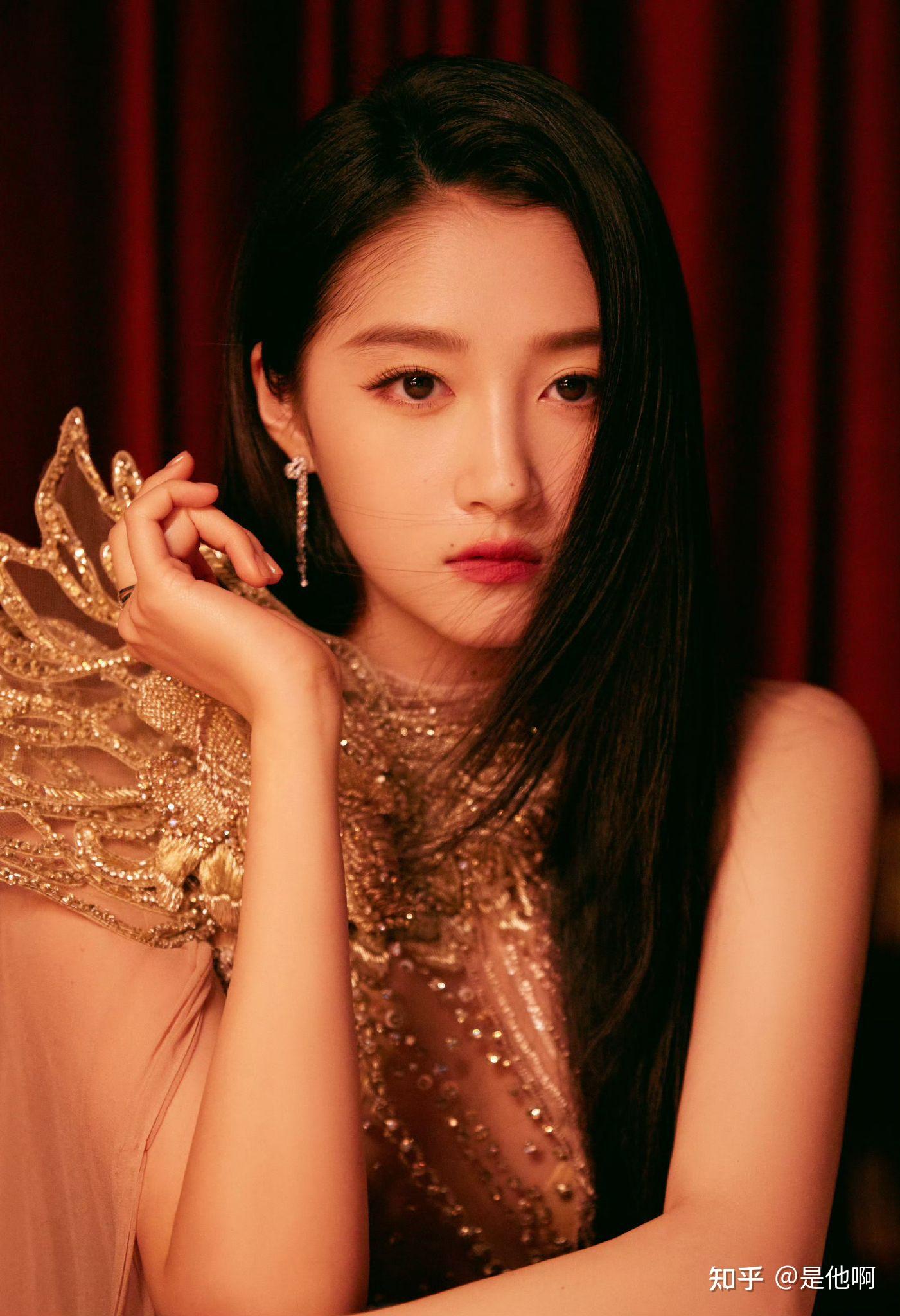 如何评价关晓彤的身材? - 知乎