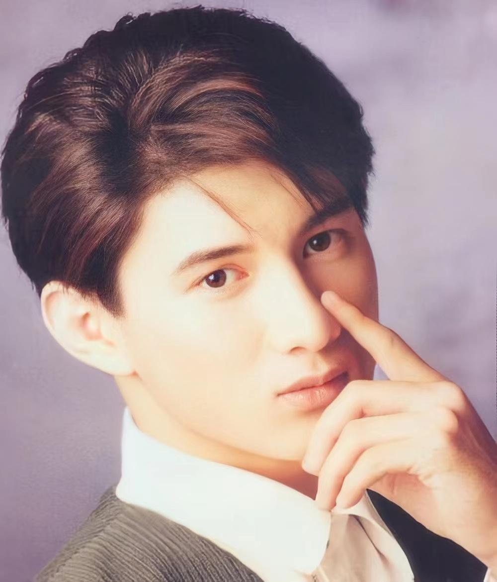 如何评价吴奇隆年轻时的颜值? - 知乎