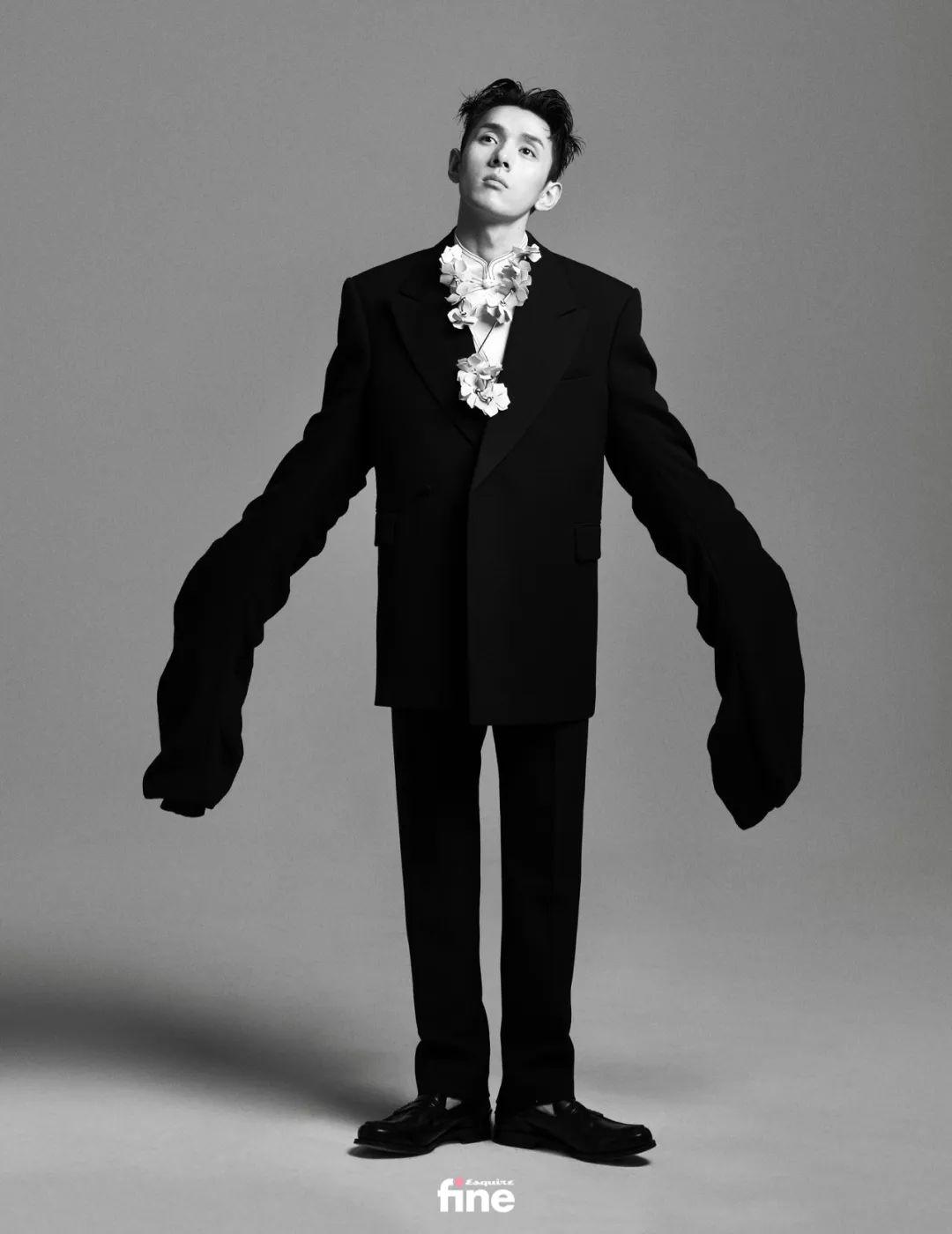 如何看待李佳琦登上时尚杂志封面