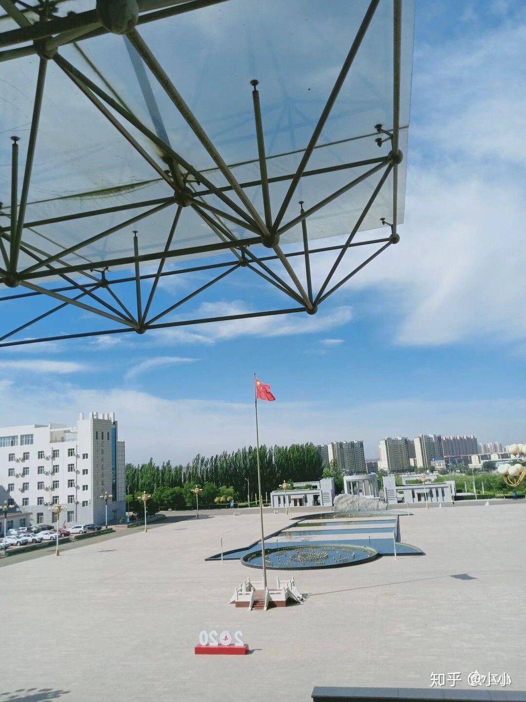 内蒙古科技大学俯视图图片