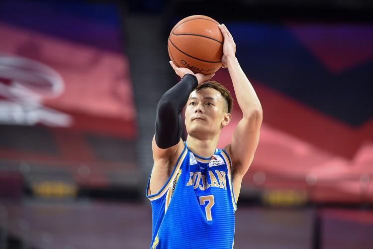 汤杰曾被说是五流后卫不介意被人喊汤神