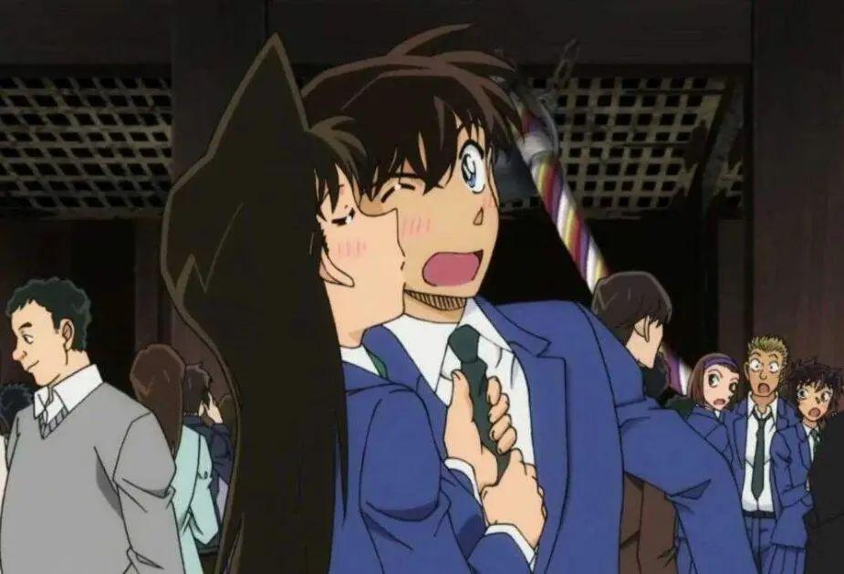 作为被被青山刚昌老爷子认可的官方cp——兰