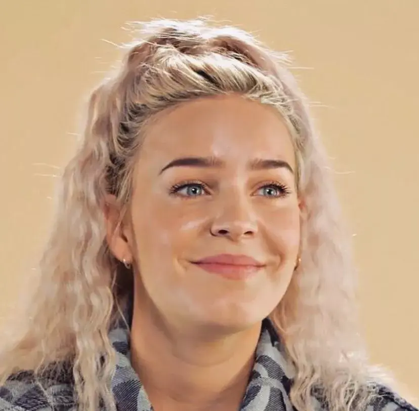 不会空手道的音乐剧演员都不是好的歌手annemarie的开挂人生