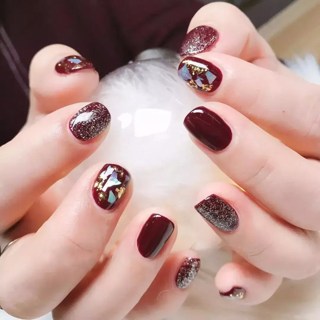 美甲精品2019春夏5大流行色