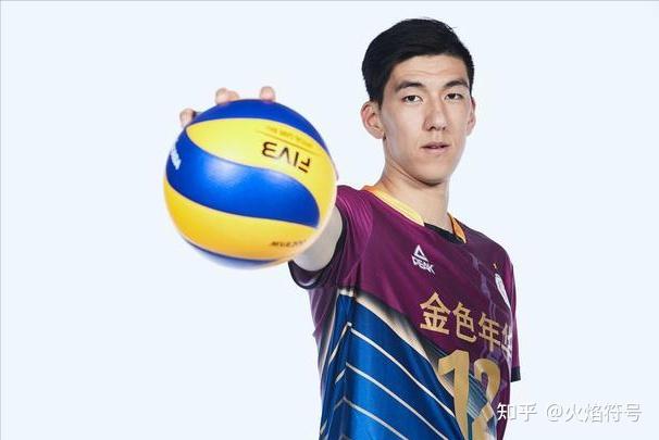 2021年中国男女排扣球高度大排名,男排女排差距有多大?