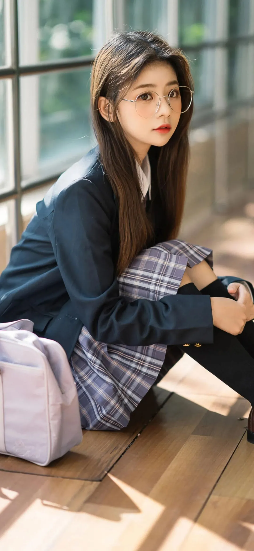 全面屏高清手机壁纸:性感身材美女壁纸70期
