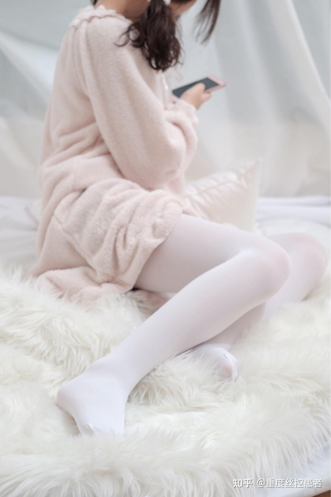 白丝真的很显胖吗? - 知乎